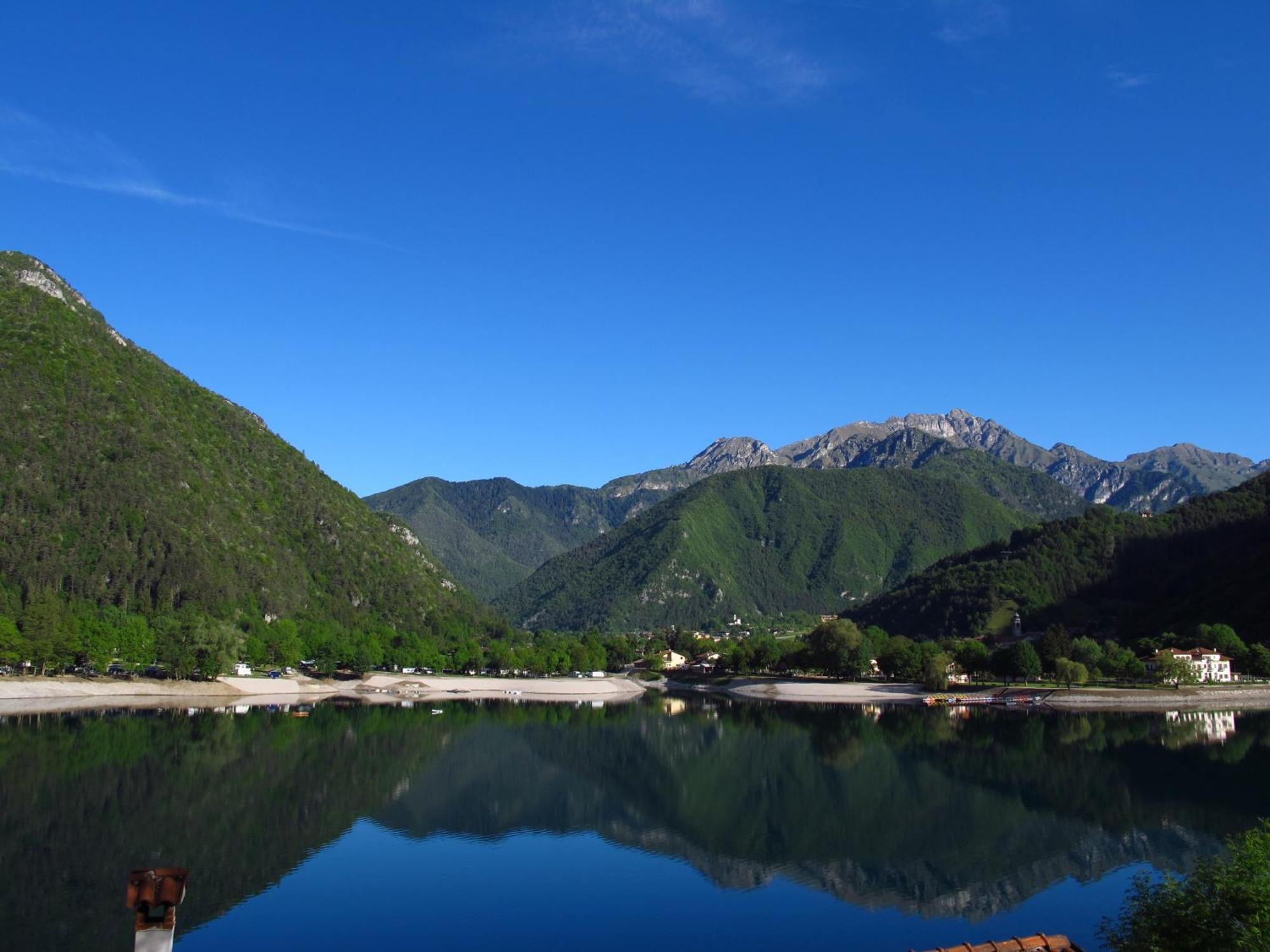 Camping Al Lago Ledro Pieve Di Ledro Esterno foto