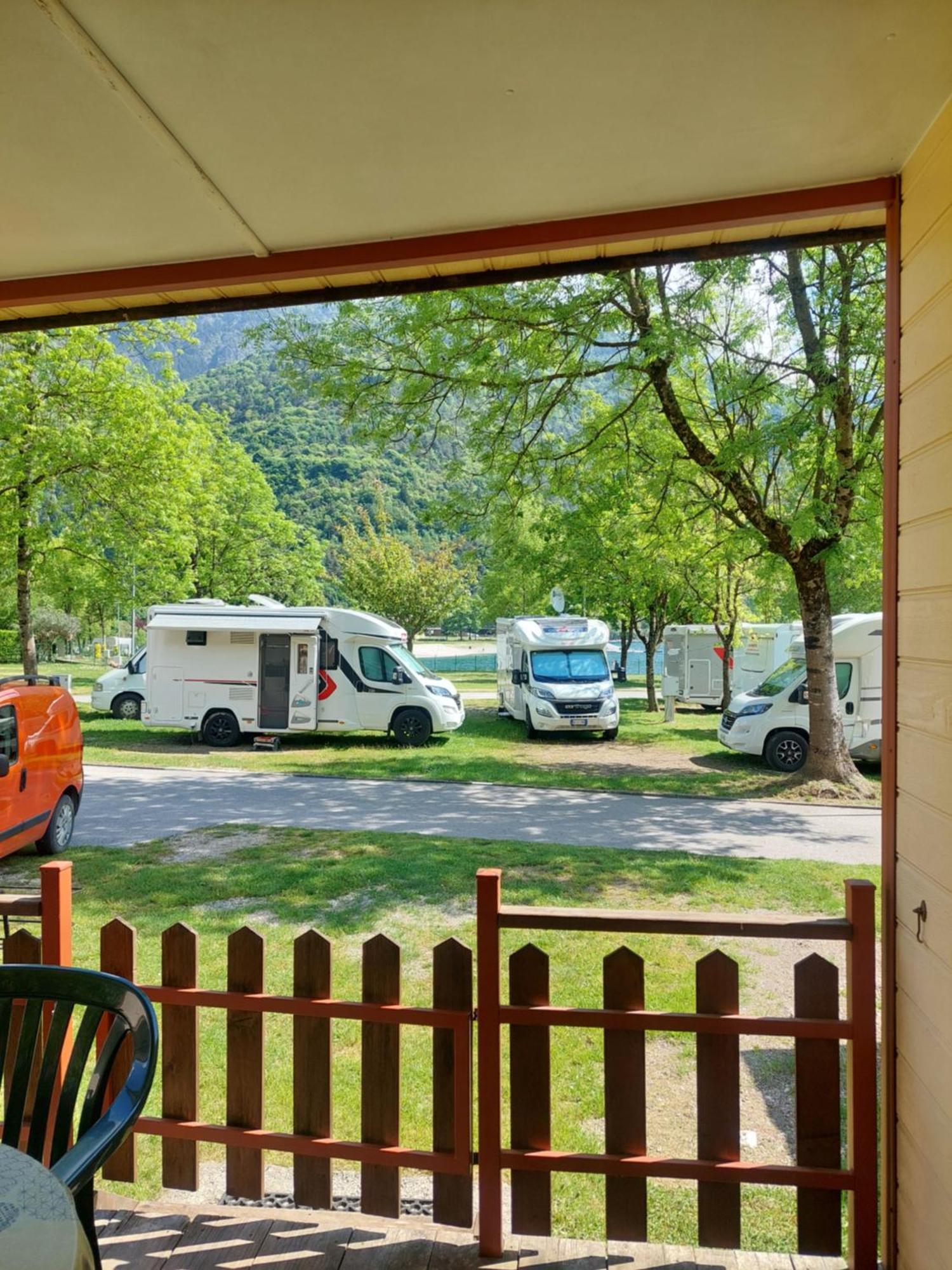 Camping Al Lago Ledro Pieve Di Ledro Esterno foto